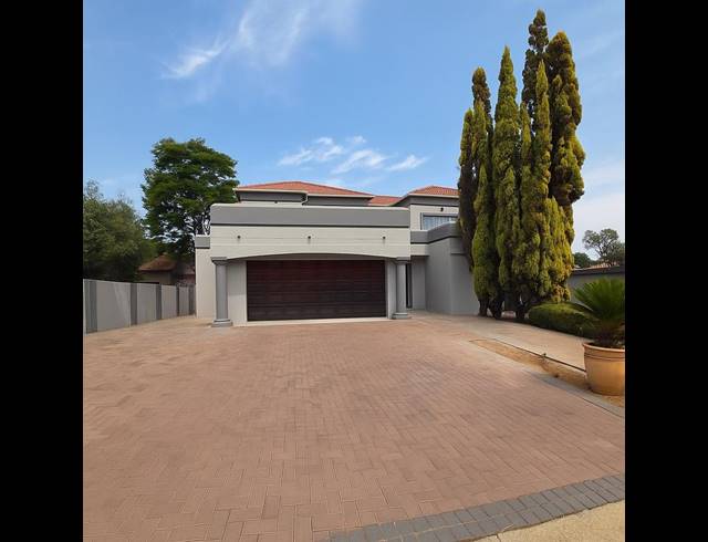 5 BEDROOM PROPERTY TO RENT IN MORELETAPARK